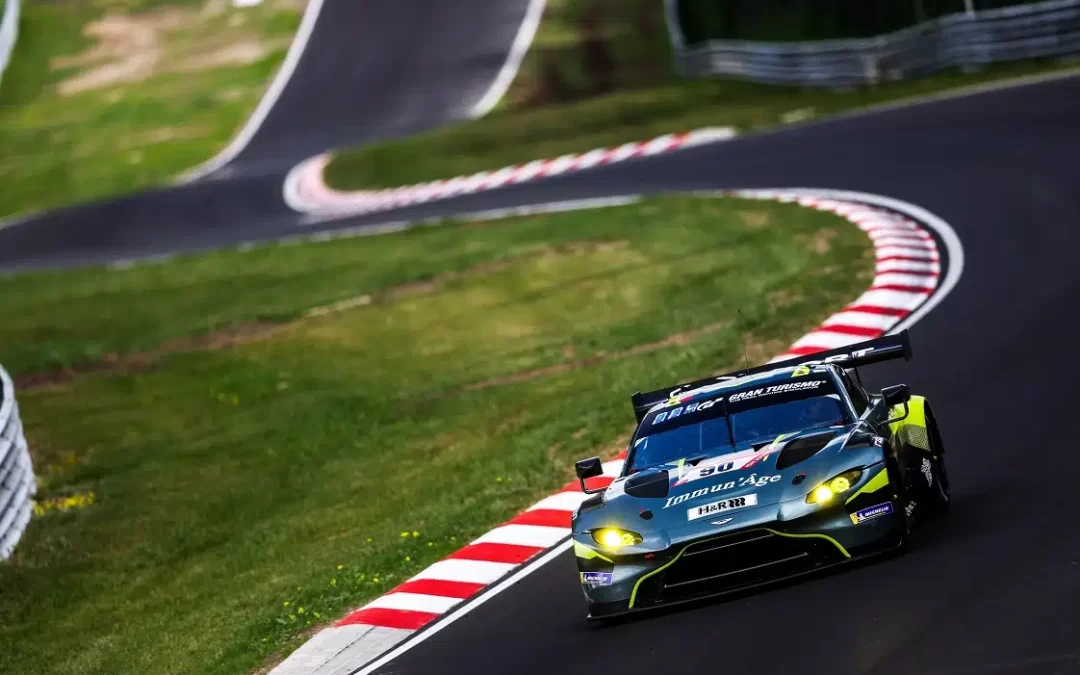 24H du Nürburgring – H+4 : L&rsquo;Aston Martin #90/TF Sport continue sa course en tête