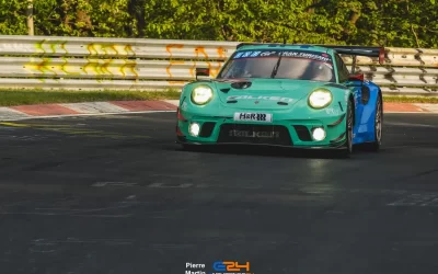 24H du Nürburgring – Warm Up : La Porsche #44/Falken Motorsports se montre avant la course