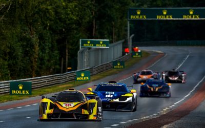 Quarante Ligier en piste sur le Circuit de la Sarthe pour la Ligier European Series