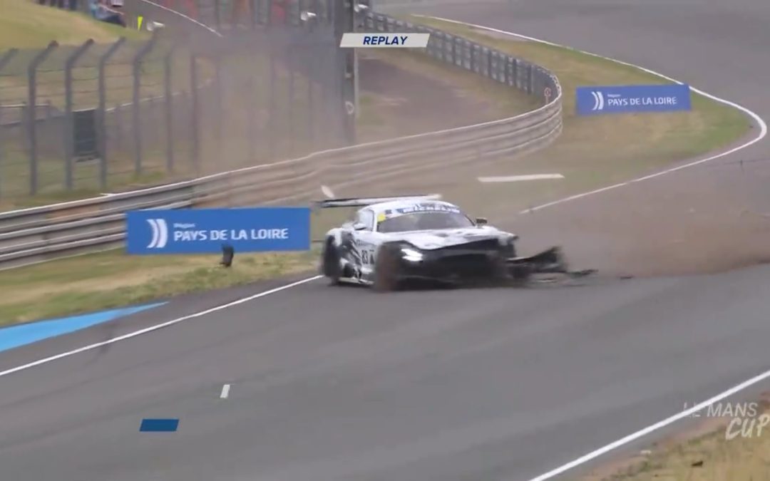 Vidéo : La sortie de piste de Charles-Henri Samani lors de la Course 1 de Road to Le Mans