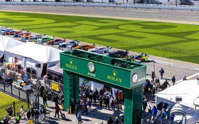 Mark Reuss (GM) Grand Marshal et Oliver Zipse (BMW) starter des 24 Heures de Daytona 2023