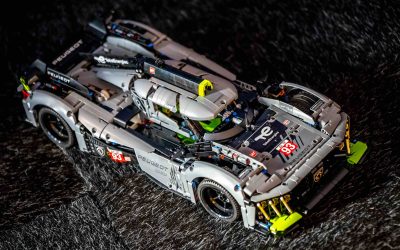 La Peugeot 9X8 se décline en Lego Technic