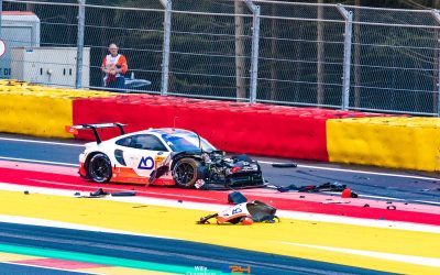 La Porsche du Projet 1 – AO forfait après son crash dans le Raidillon