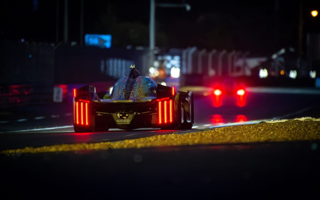24H du Mans, H+9 : La Safety Car réduit les écarts à néant, Peugeot devant Toyota et Ferrari