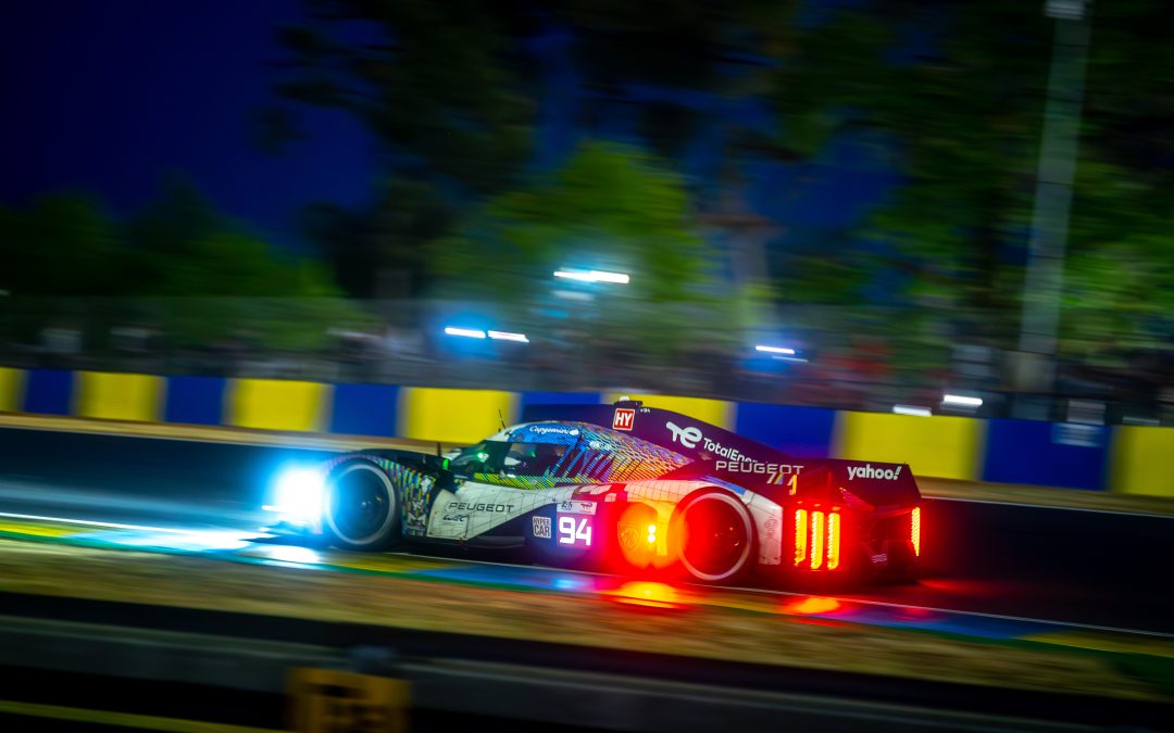 24H du Mans, H+10 : Problème sur la Ferrari n°50, Peugeot retrouve les commandes