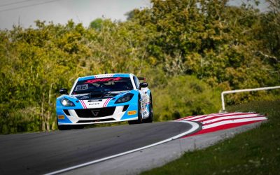 FFSA GT – Dijon : Hugo Mogica et Hugo Bac (CMR) doublent la mise en course 2