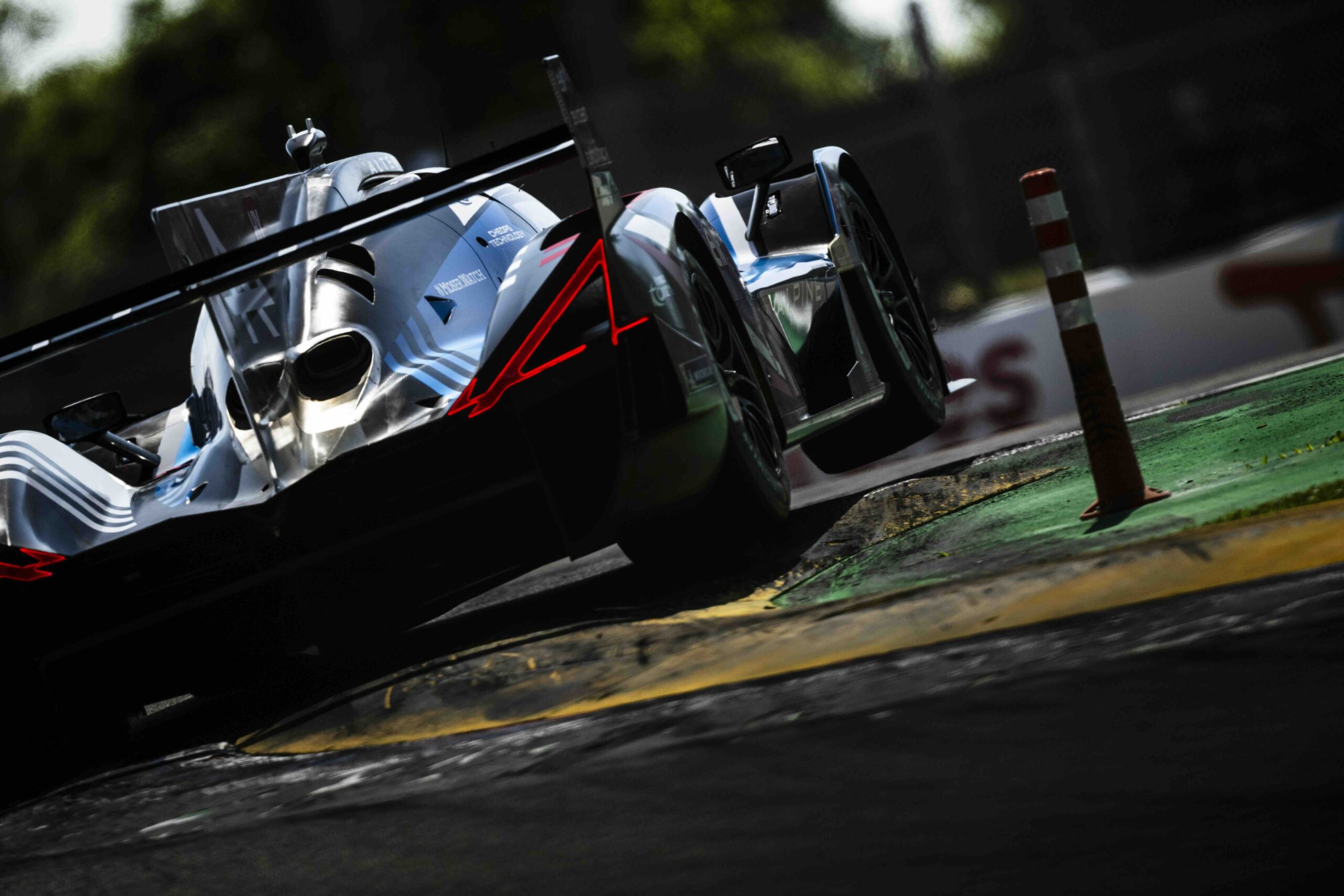 Victor Martins, un baptême intense et formateur en Hypercar à Imola