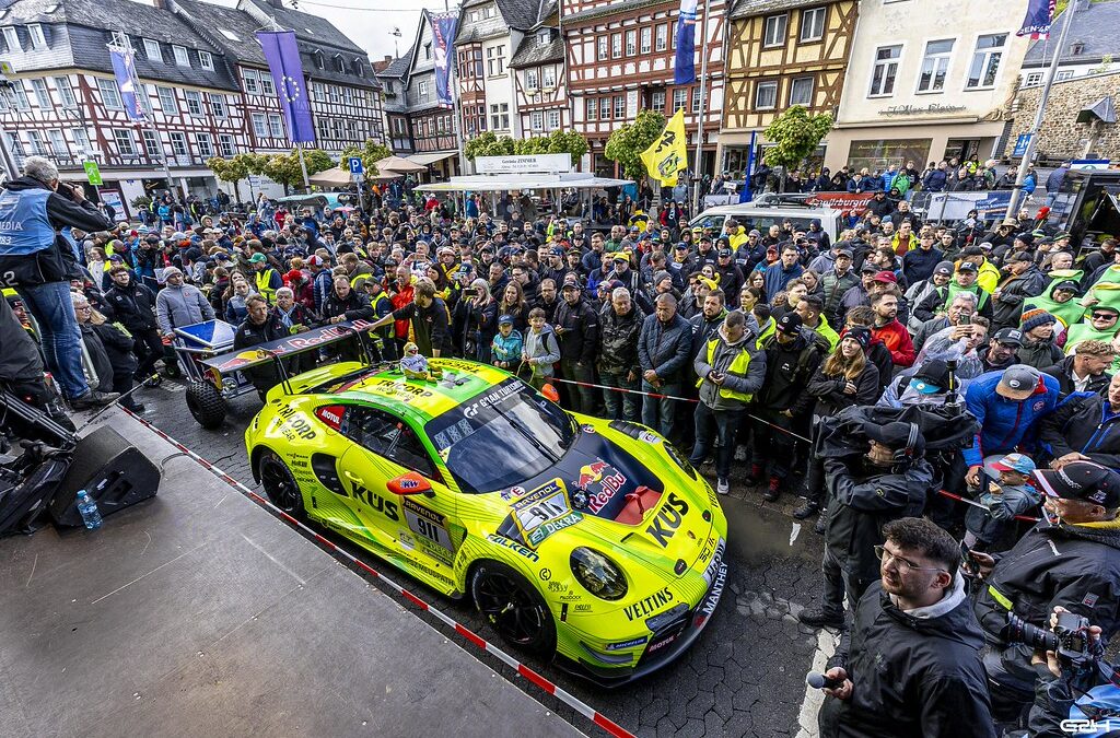 24H du Nürburgring : Nos photos de la parade à Adenau
