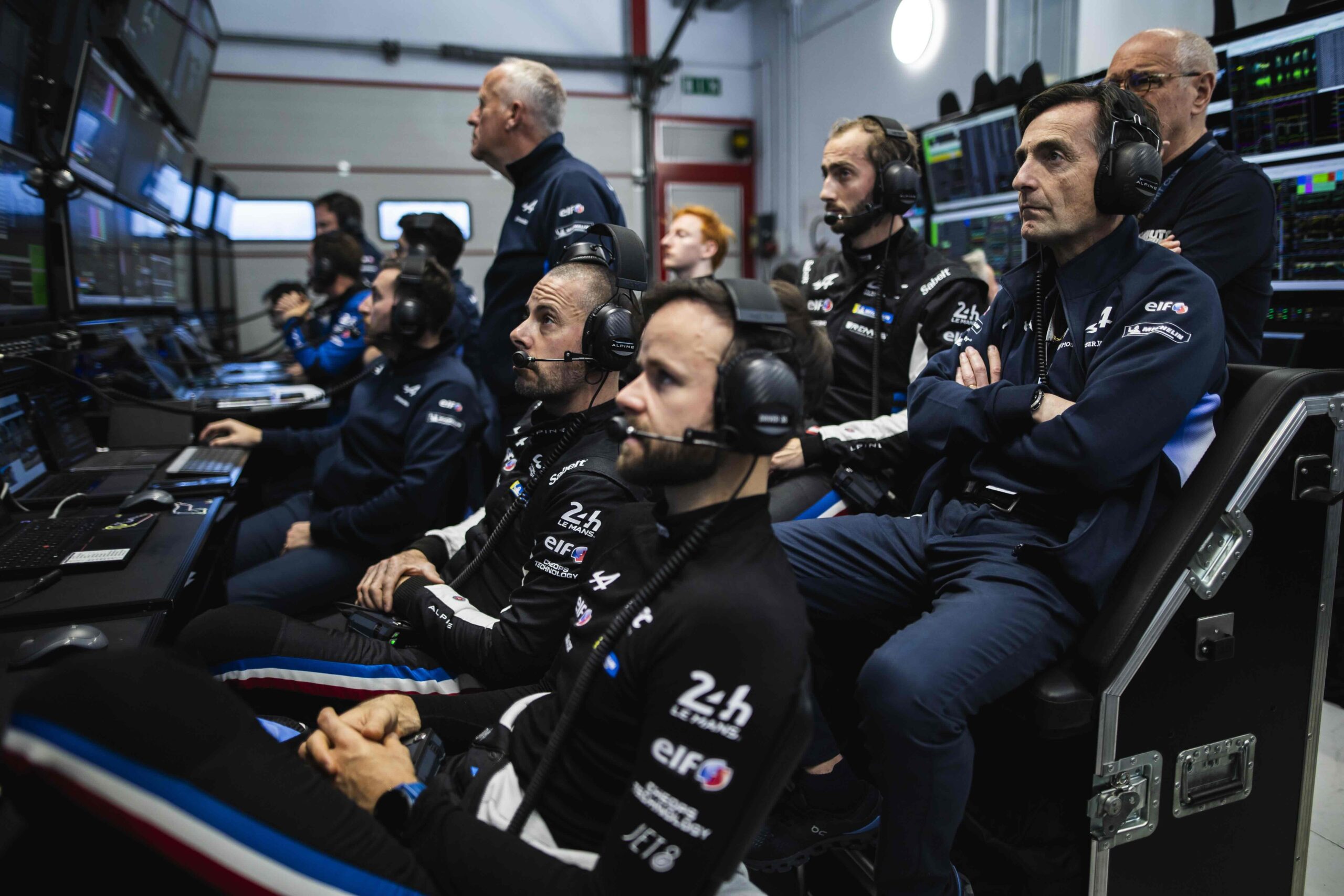 Alors que le programme Hypercar d’Alpine s’arrêtera fin 2026, une autre voie se dessine en coulisses : celle d’une transition vers un nouveau constructeur, prêt à reprendre un projet clé en main.