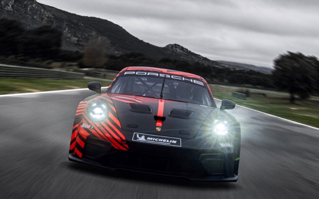 Porsche dévoile sa nouvelle GT4 avec de la 911 GT4 R