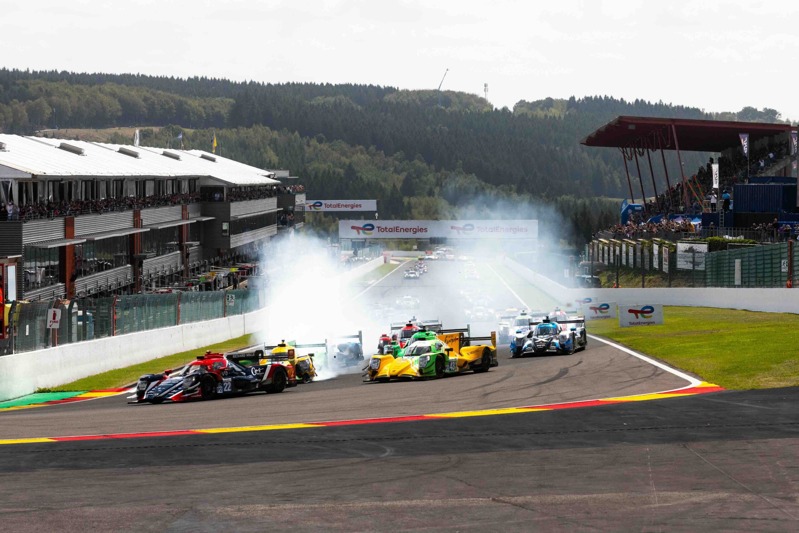 4H de Spa, H+2 : Une hiérarchie brouillée après deux premières heures hachées